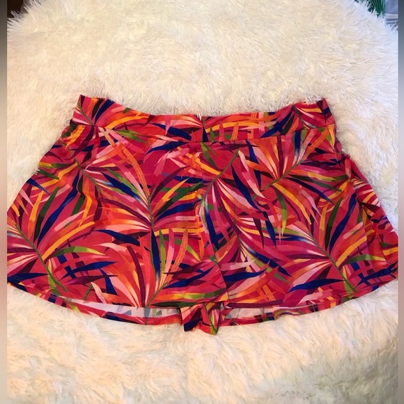VENUS Lascana Tropical Print swim shorts with skirt size 20 - Picture 5 of 16